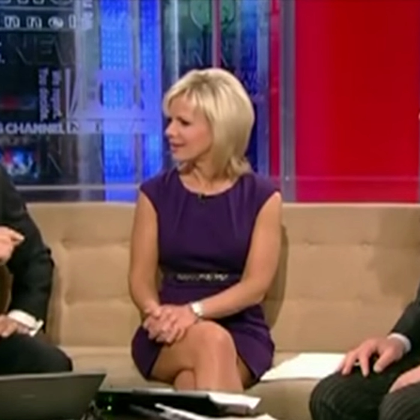 cynthia valles recommends gretchen carlson up skirt pic