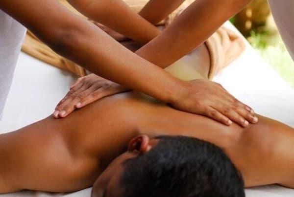 amusa ayodele recommends 4 Hand Sensual Massage