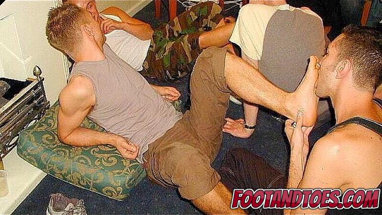 Foot Tickle Fetish Party to shit