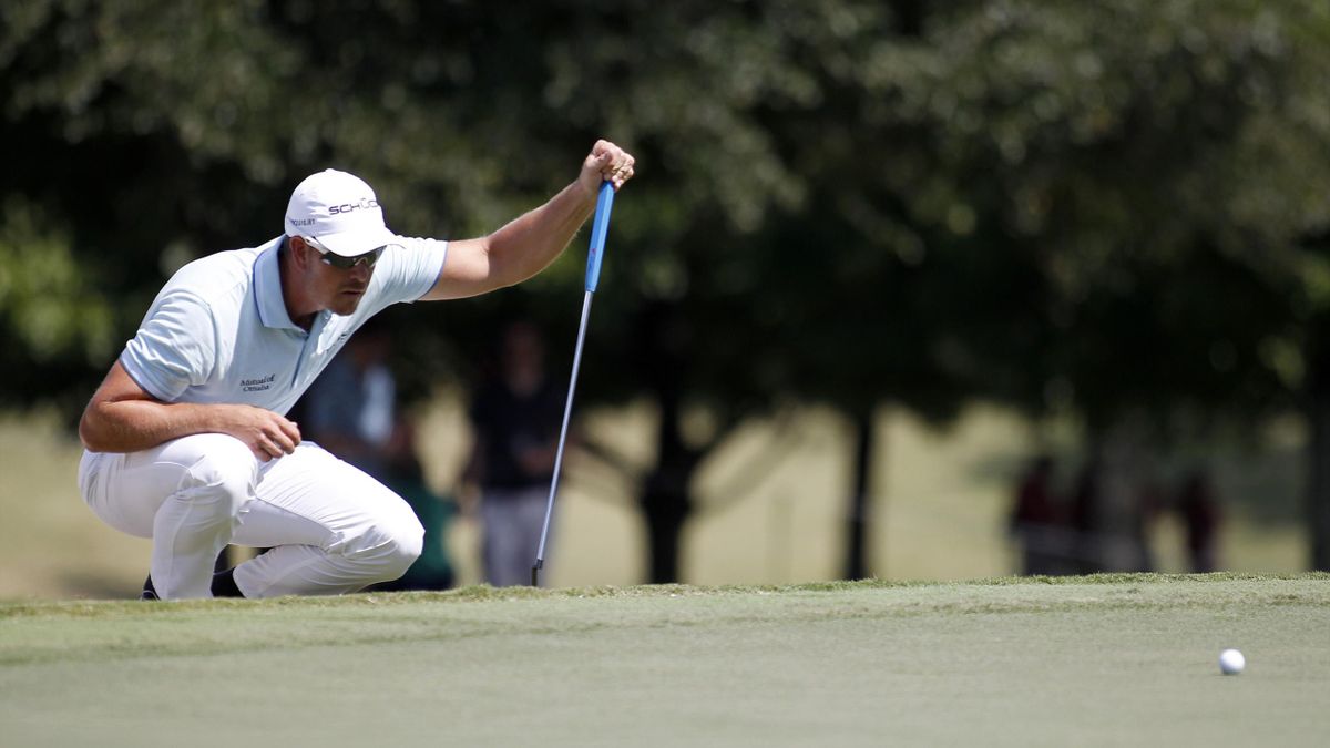 david hepner share flashing on golf course photos