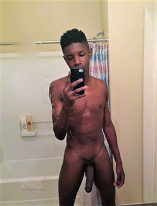 bentley klein recommends nude black men selfies pic