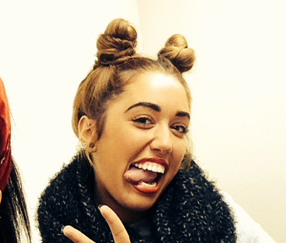 bobbie keller recommends miley cyrus look alike pic