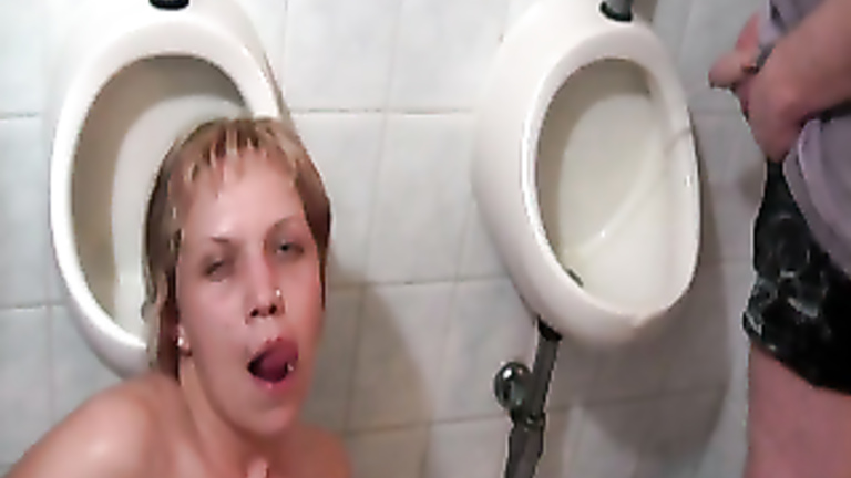 bailey moss share slut used as toilet photos