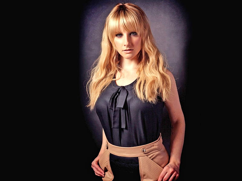 arlene marcelo share melissa rauch hot pic photos