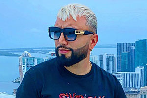 charles alcock recommends hija de alex sensation pic