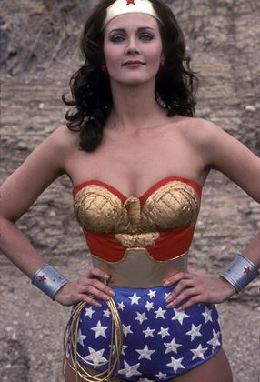donna skelly recommends lynda carter wardrobe malfunction pic