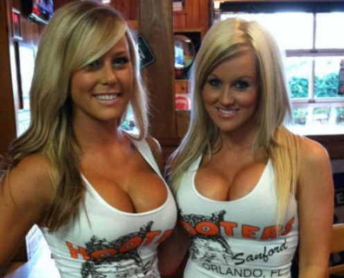 dianna fernandez recommends hot girls at hooters pic