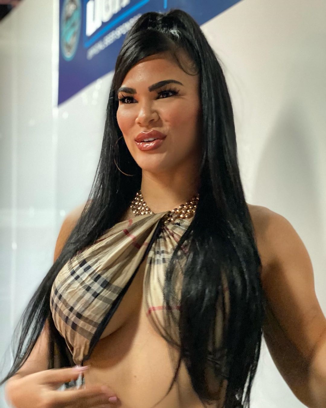 alexis chiong recommends sexy thick black models pic