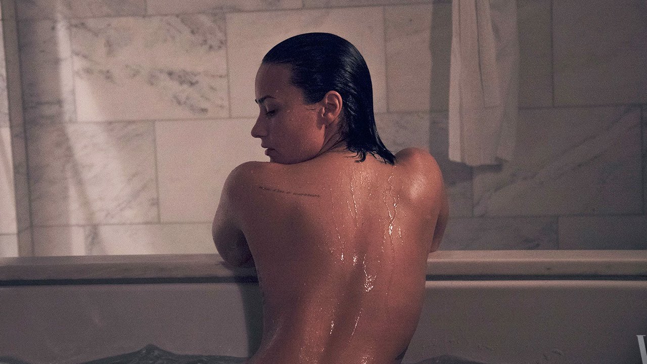 ben moen add nude demi lavato photo