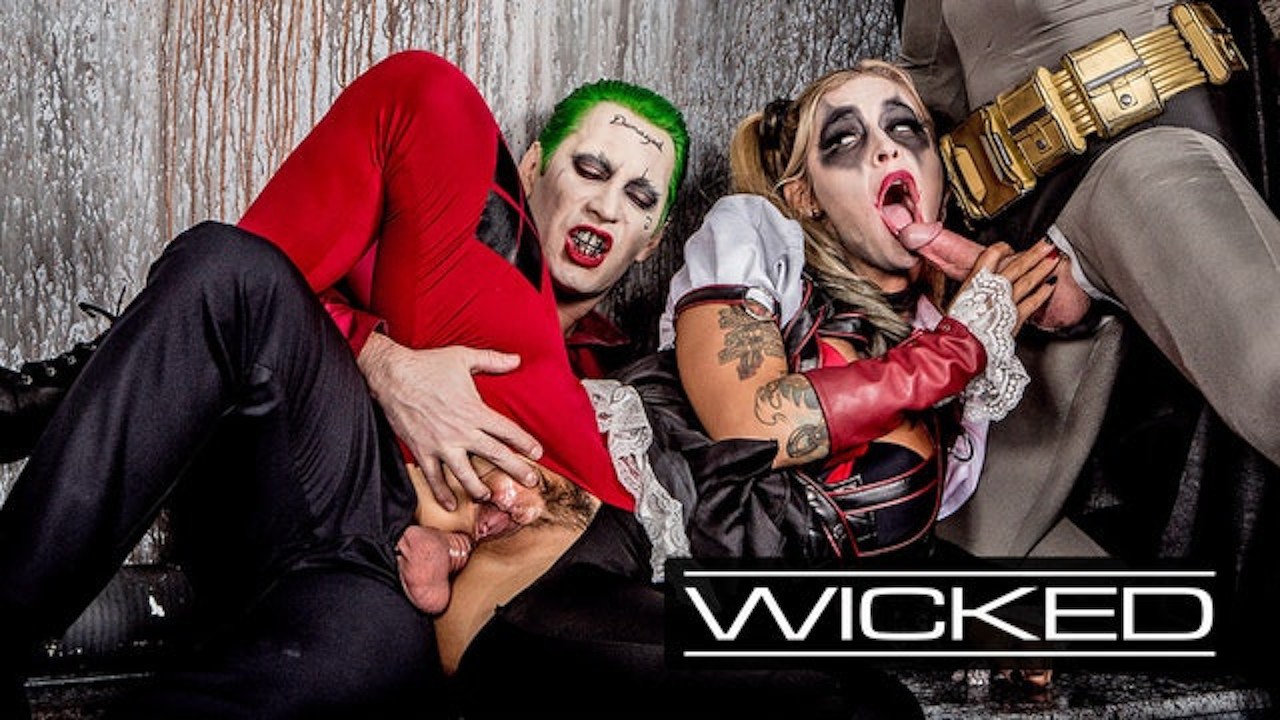 betty affleck share harley quinn fuck photos