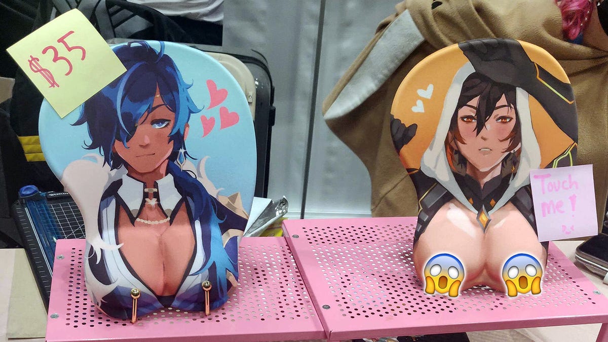 dana ginsberg share anime titty mousepad photos