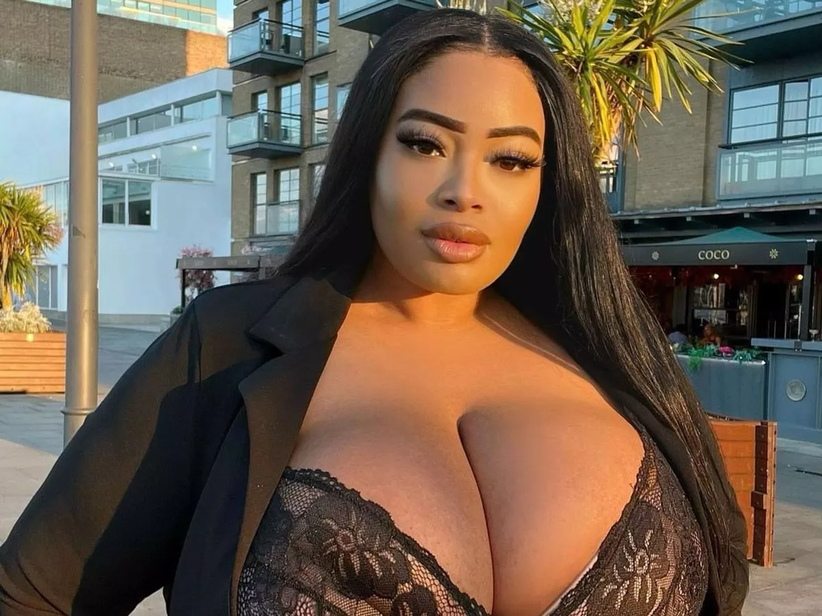 blessie aquino share hot black girls with big boobs photos