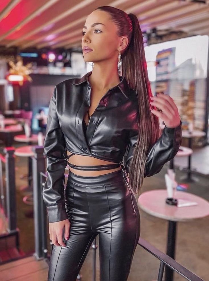 Best of Hot babes in leather