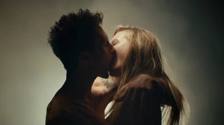 anupama kathuria add adam levine sex tape photo