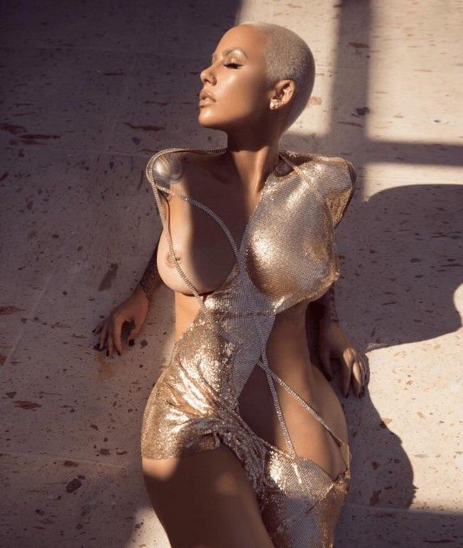 amber rose in nude