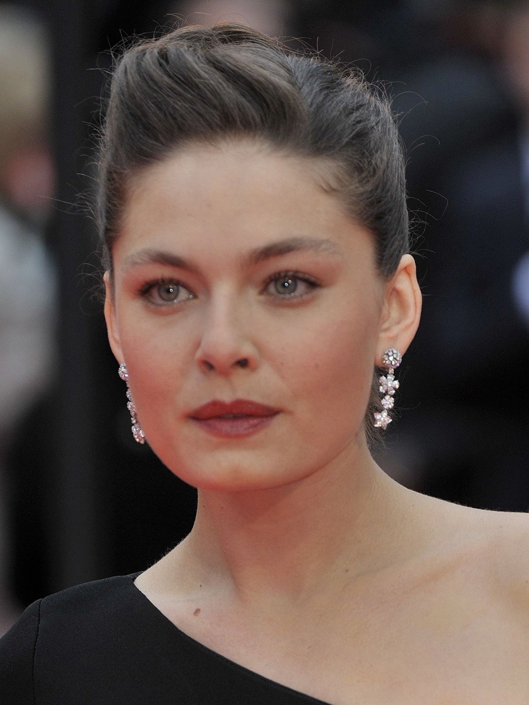donald whitley recommends alexa davalos hot pics pic