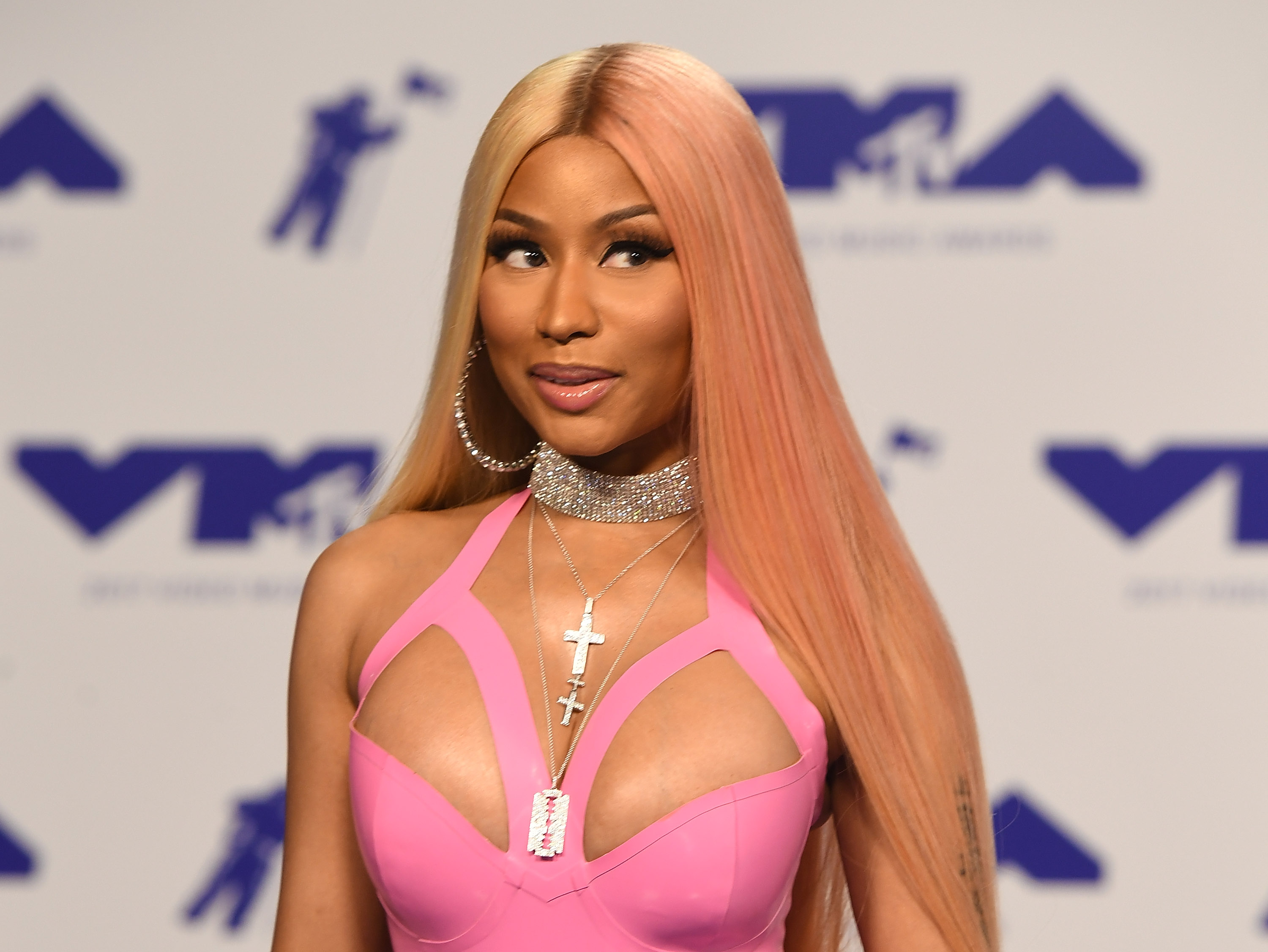 andy schiefelbein recommends Nicki Minaj Sexy Boobs