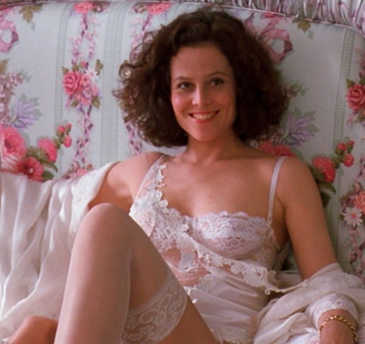 charlene fortson recommends Sigourney Weaver Nude Movies