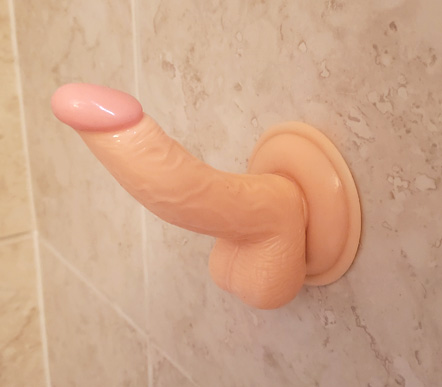 alana giordano recommends Best Wall Mounted Dildo