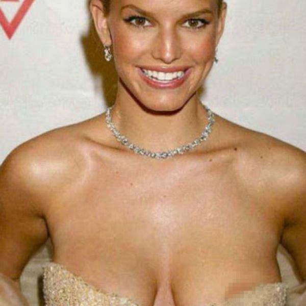 angela hawker add photo jessica simpson nip slip