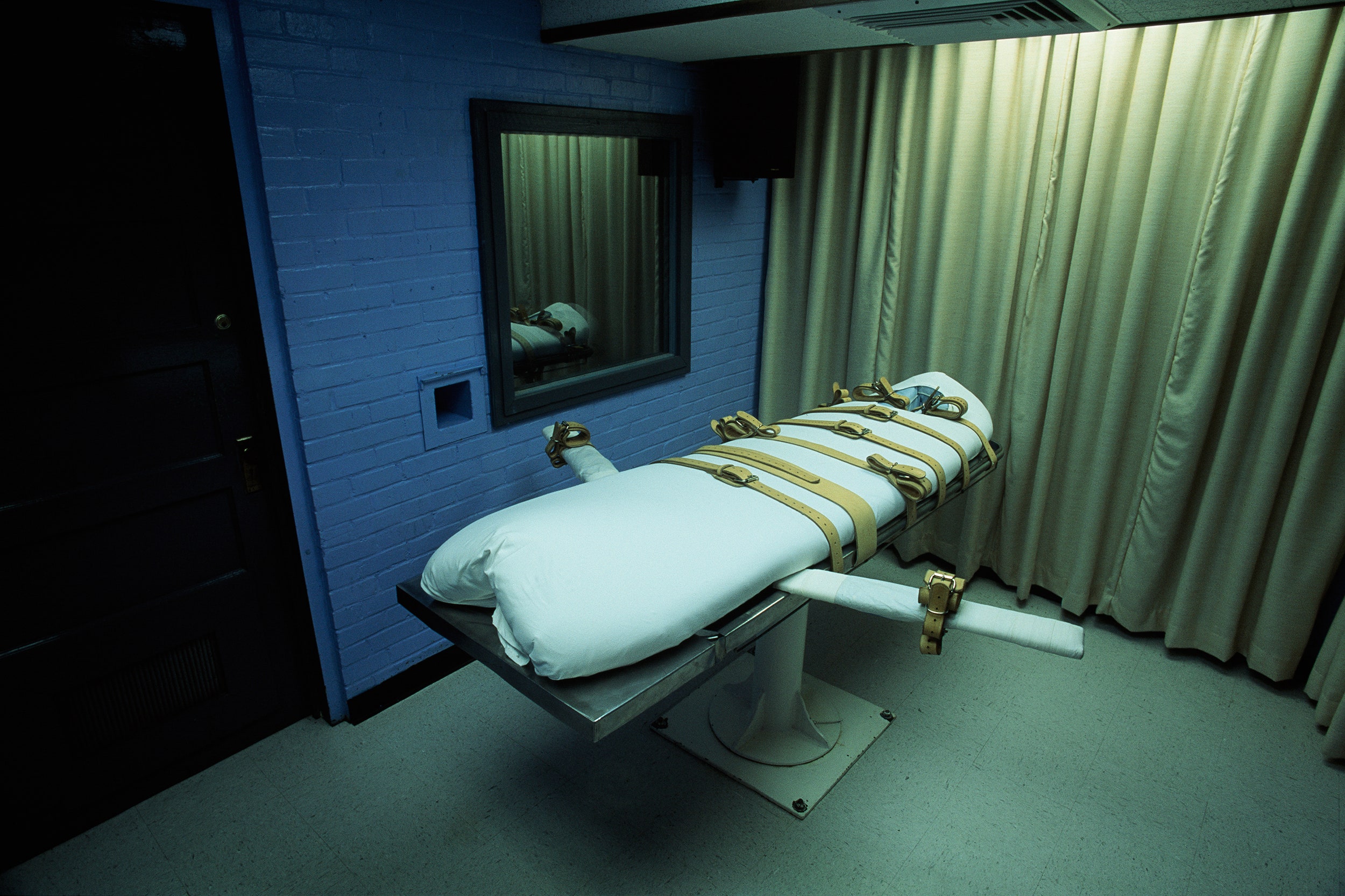 carl goforth recommends slow hanging execution videos pic