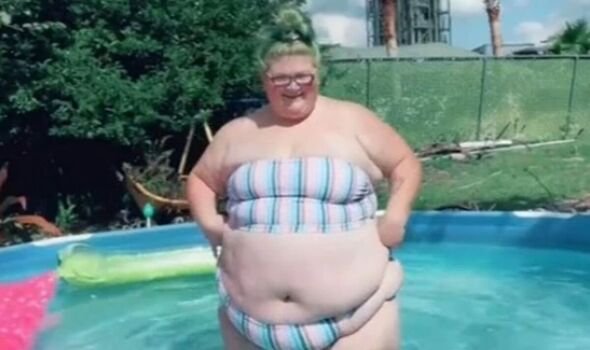 donna aylward add fat lady in bikini photo