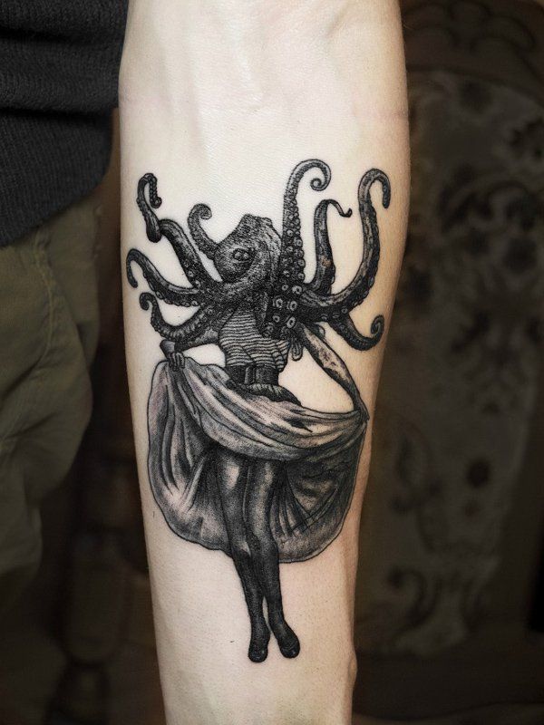 brett gruber recommends Girl With The Octopus Tattoo