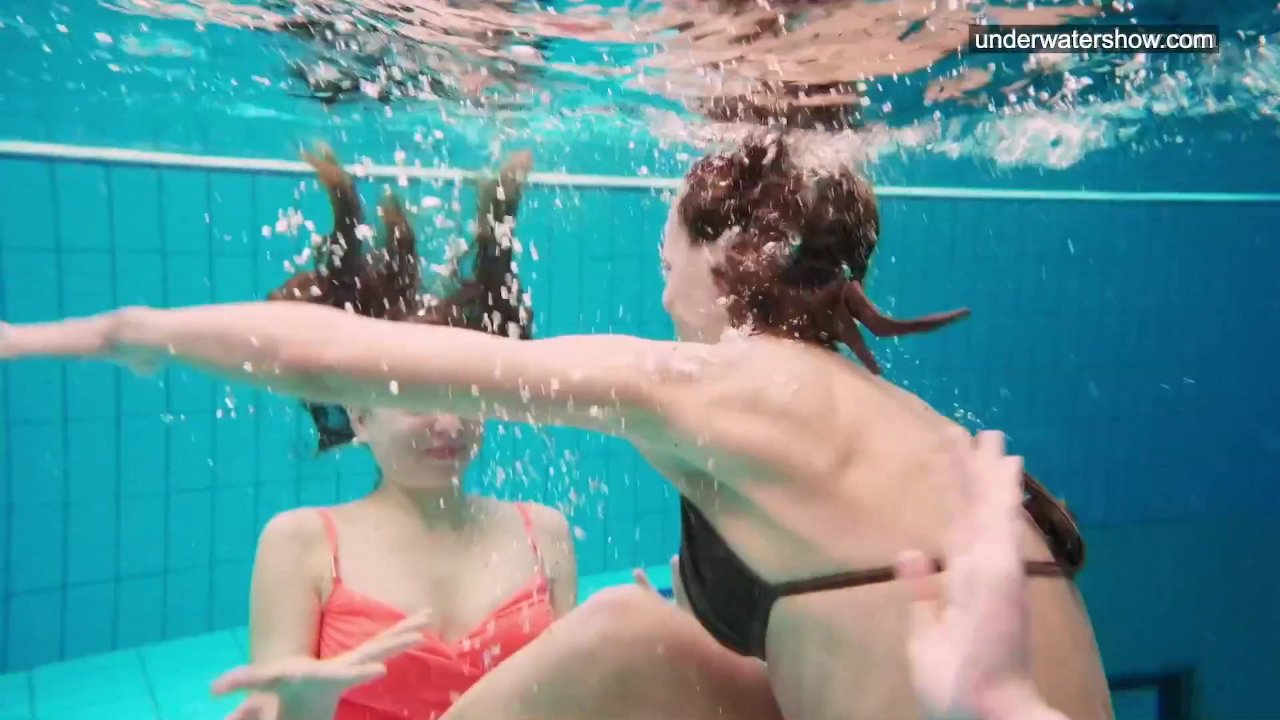 alessandro fornari recommends Girls Having Sex Under Water