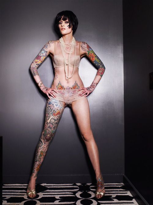 benjamin sterling share nude females with tattoos photos