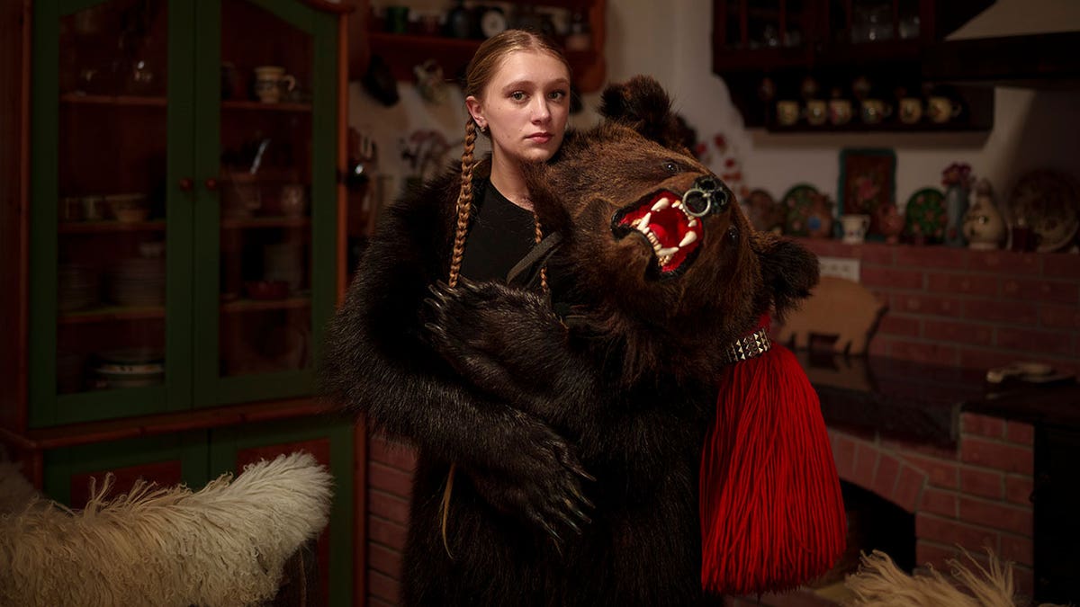 ashley bonton share dancing bear full episodes photos