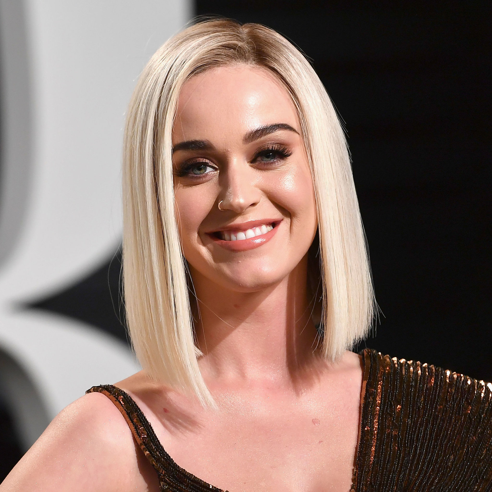 alex matas recommends katy perry sexy blonde pic