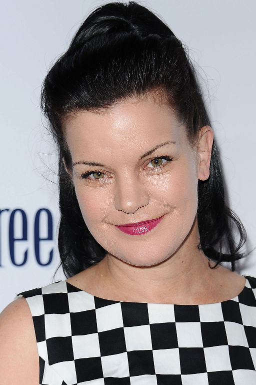 dana koziel recommends paulie perrette nude pics pic