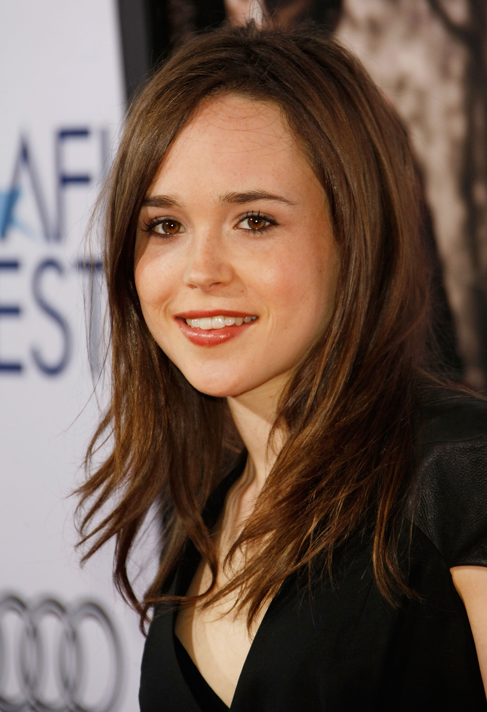 bee wat recommends ellen page naked game pic