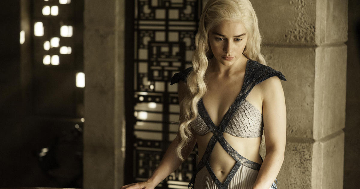 cam g recommends Emilia Clarke Hot Pictures