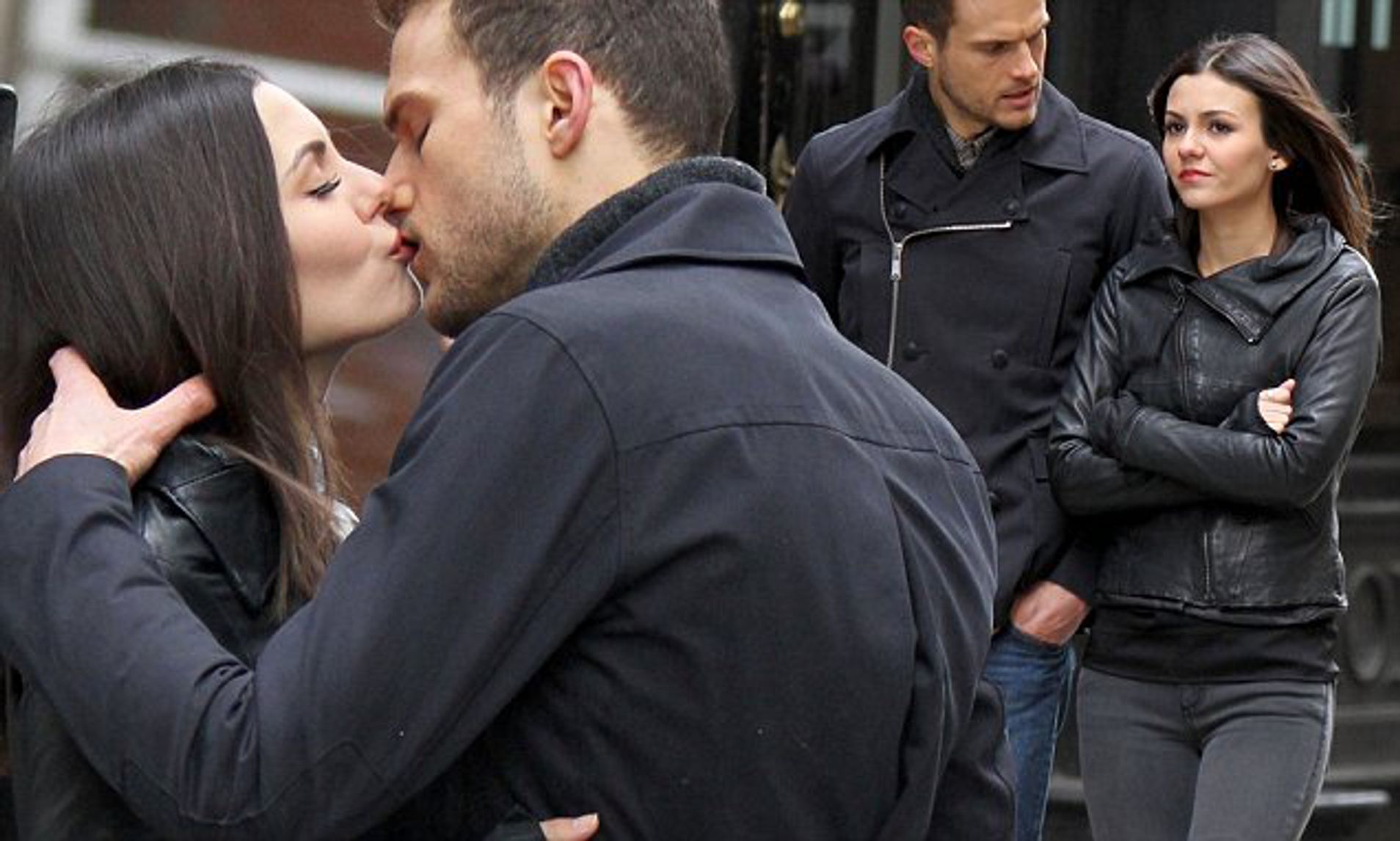 Best of Eye candy kissing