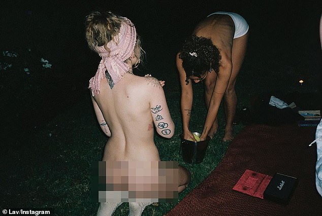 Paris Jackson Nude Naked pinky porn