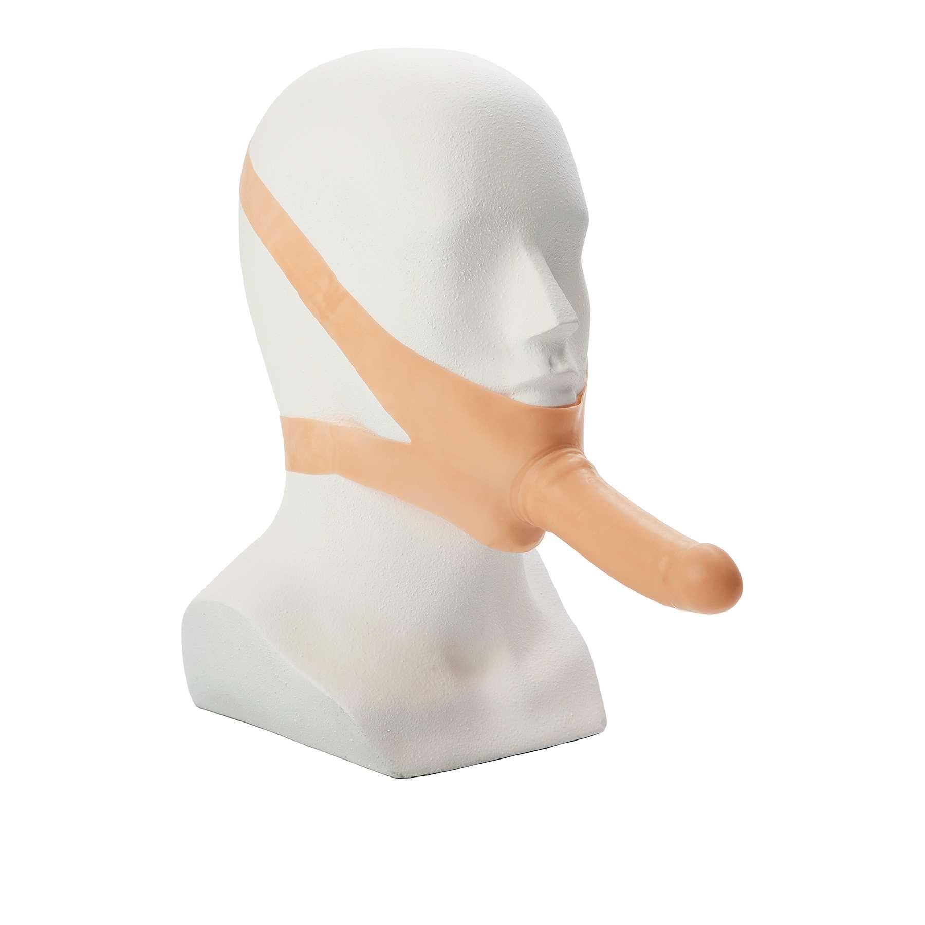 calvin vinc recommends Face Strap On Dildo