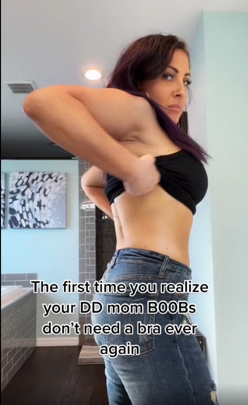 Moms With Great Tits berry wallsexy
