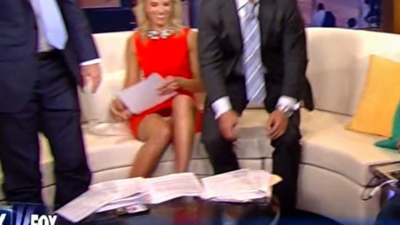 con stratakos recommends Fox News Babes Upskirt