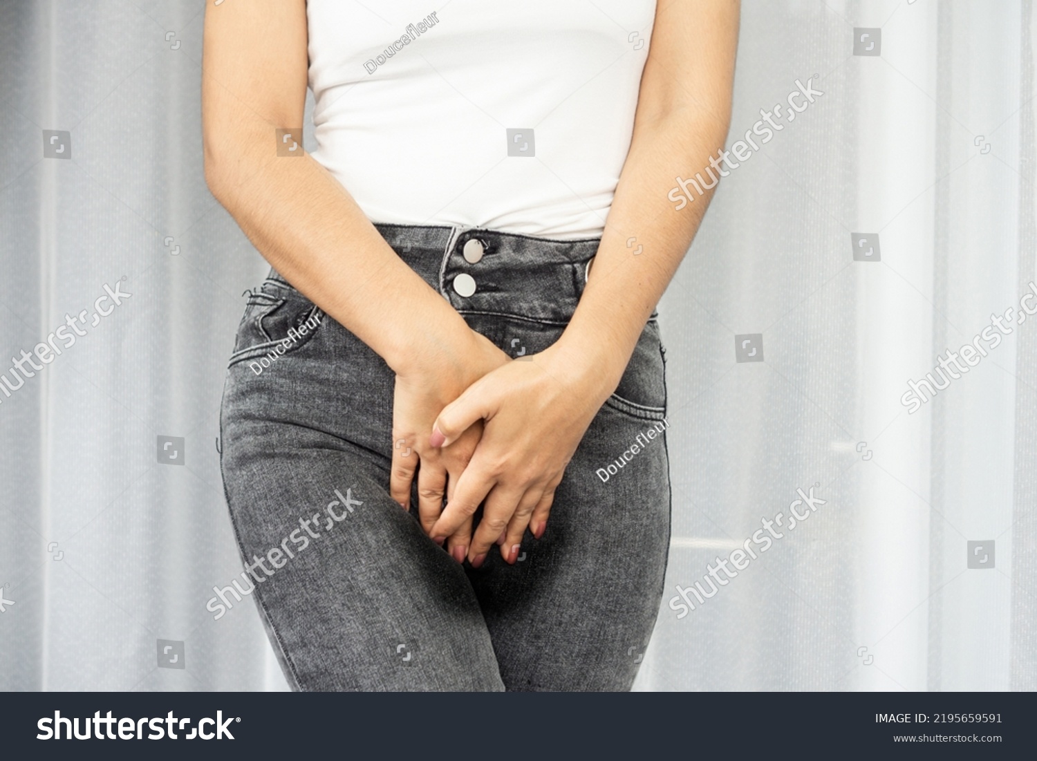 cheryl bunns add photo girl pees her shorts