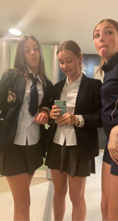 girls flashing in school