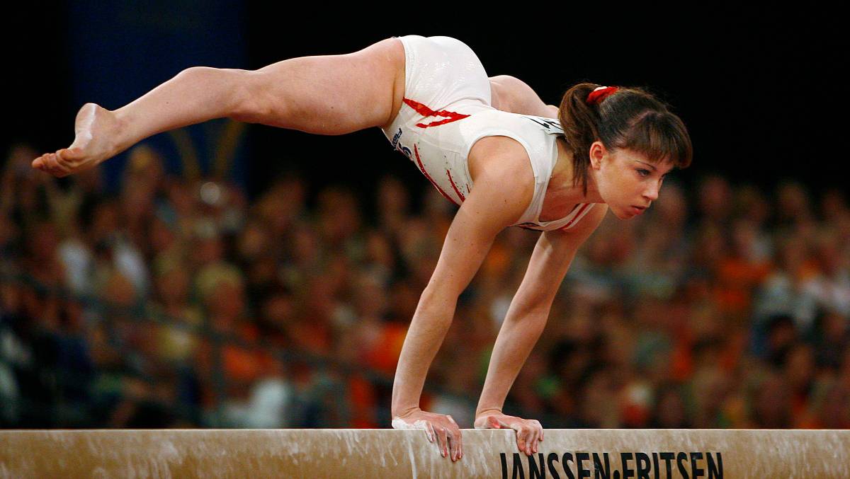 choti bachi recommends gymnast oops photos pic