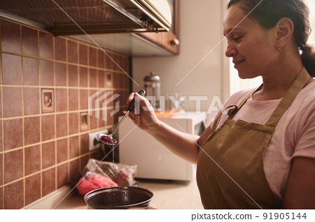 dick howell add homemade housewife pics photo