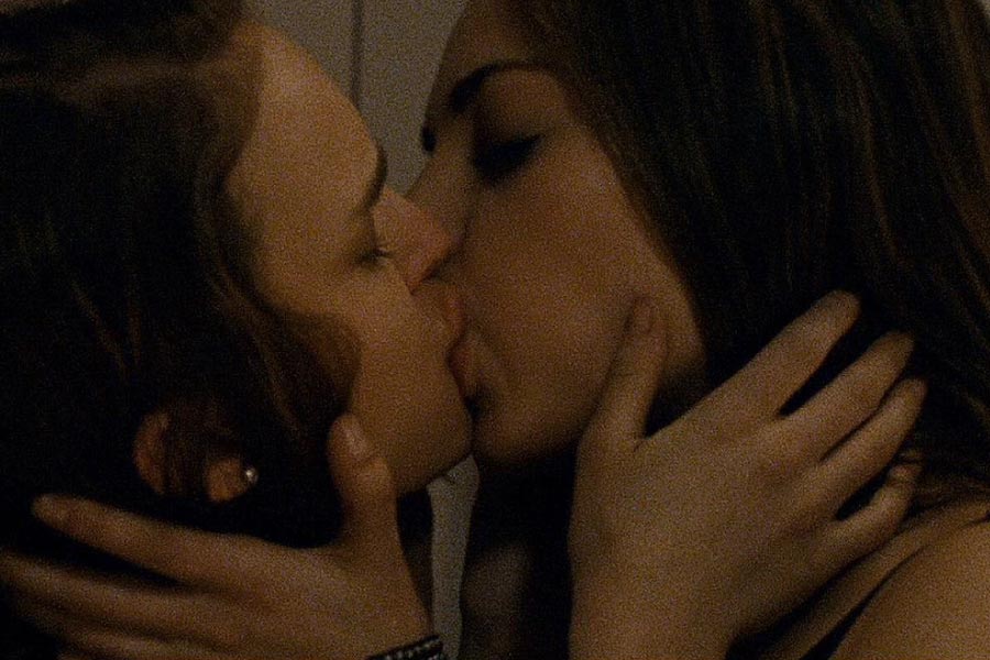 daniel shelby recommends hot movie lesbian scenes pic
