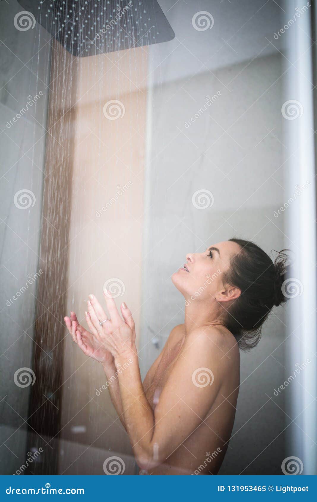 belinda kalviskis recommends hot women taking shower pic