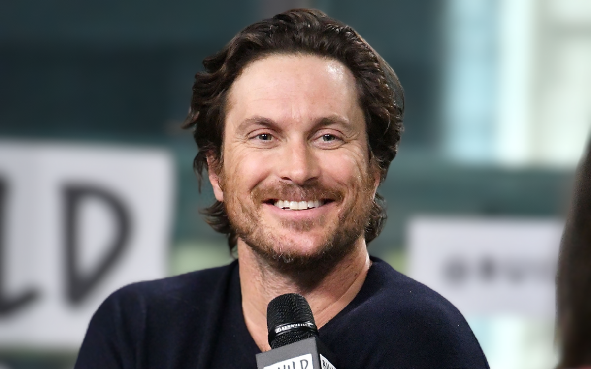 Best of Images of oliver hudson