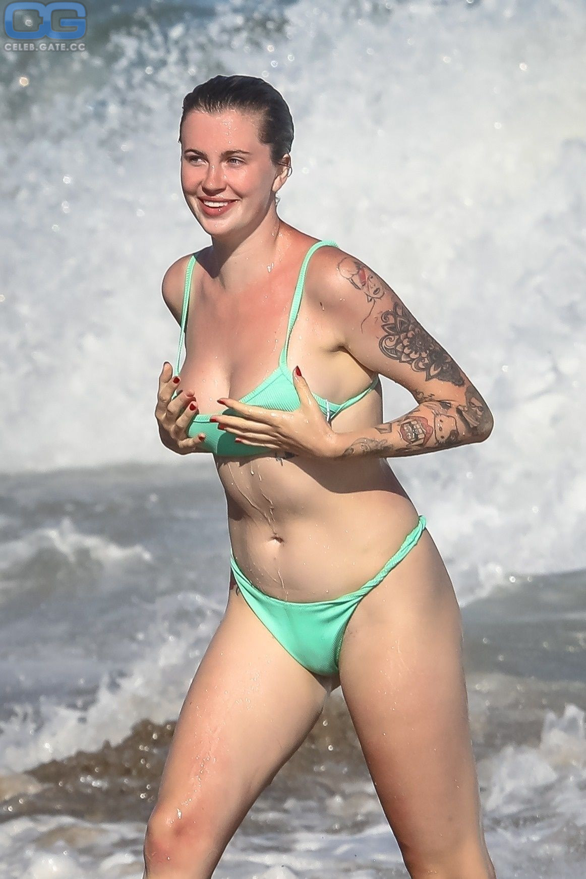 charlene eastwood recommends Ireland Baldwin Naked Photos