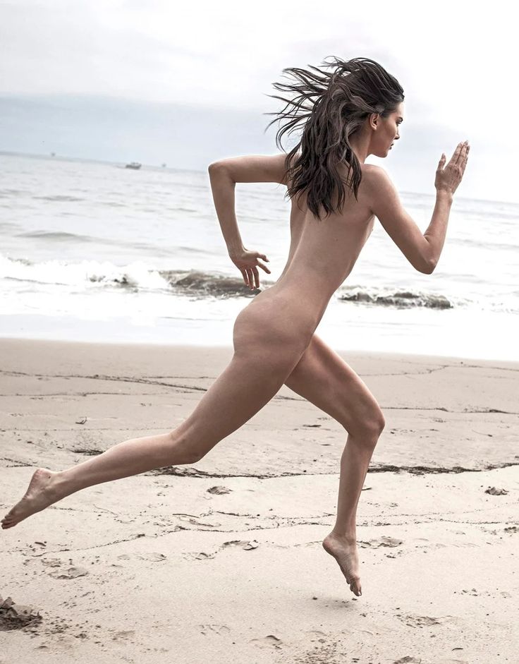 andrea freed recommends Kendall Jenner Nude Beach Pics