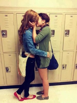 lesbian teacher makes out with student