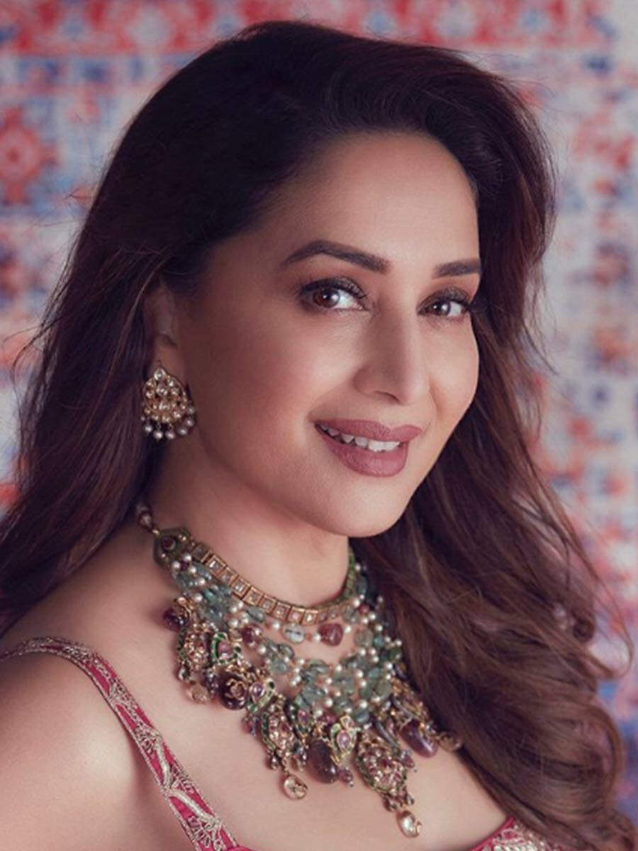 madhuri dixit hot photo